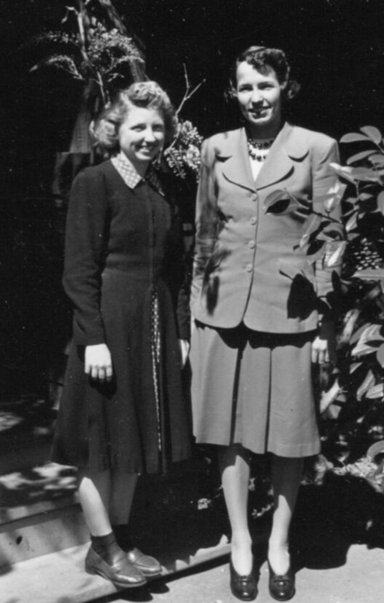 Mildred Pierce and Betty Scott 1943 in The Blues Chaser Vol. 1, UC Berkeley Astronomy Department